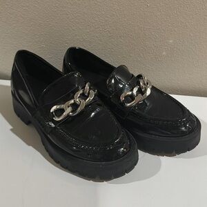 Chunky Loafer with Silver Chain